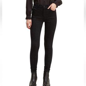 NWT Levi’s 720 black high rise super skinny snake print jeans size 16
